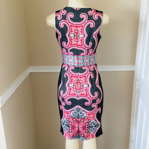  LIKE NEW Colorful Paisley Scuba Dress - Picture 2 of 7
